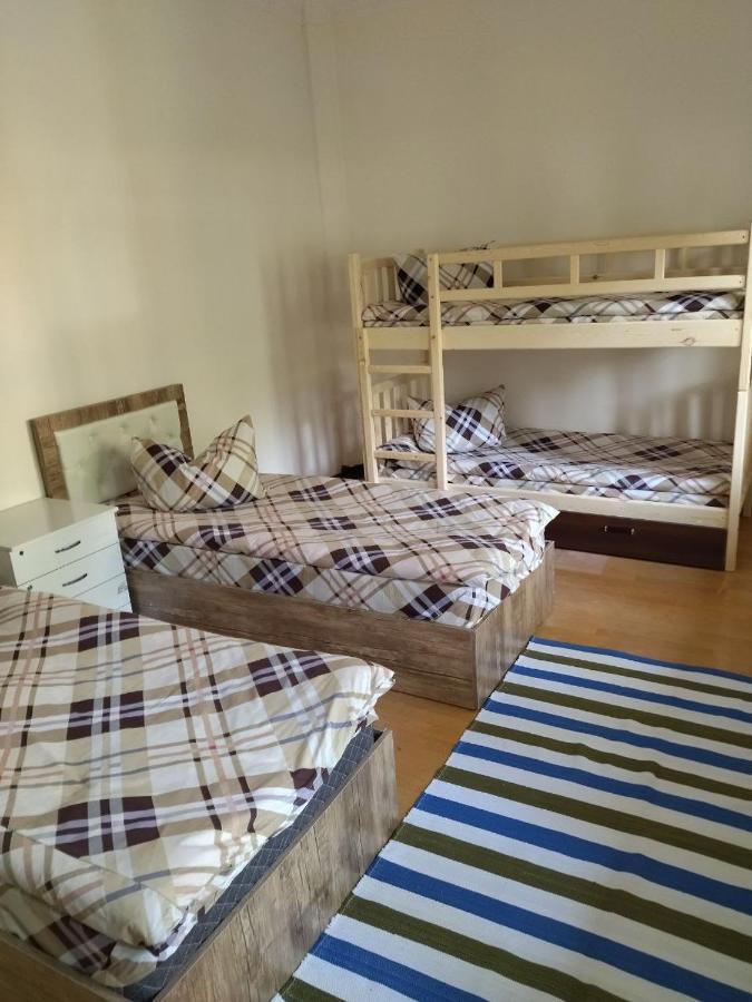 Aka Hostel Tasken Kültér fotó